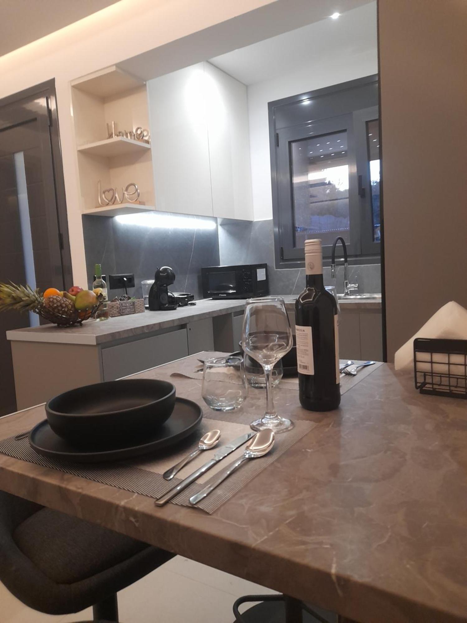 Prifti Luxury Apartment ฟาลิรากี ภายนอก รูปภาพ